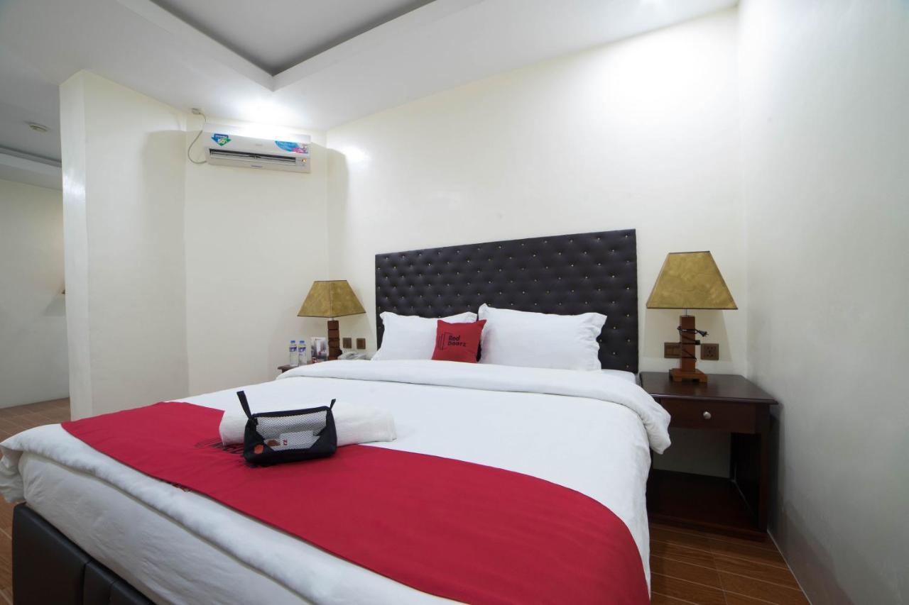 Reddoorz Plus @ Balibago Angeles City מראה חיצוני תמונה