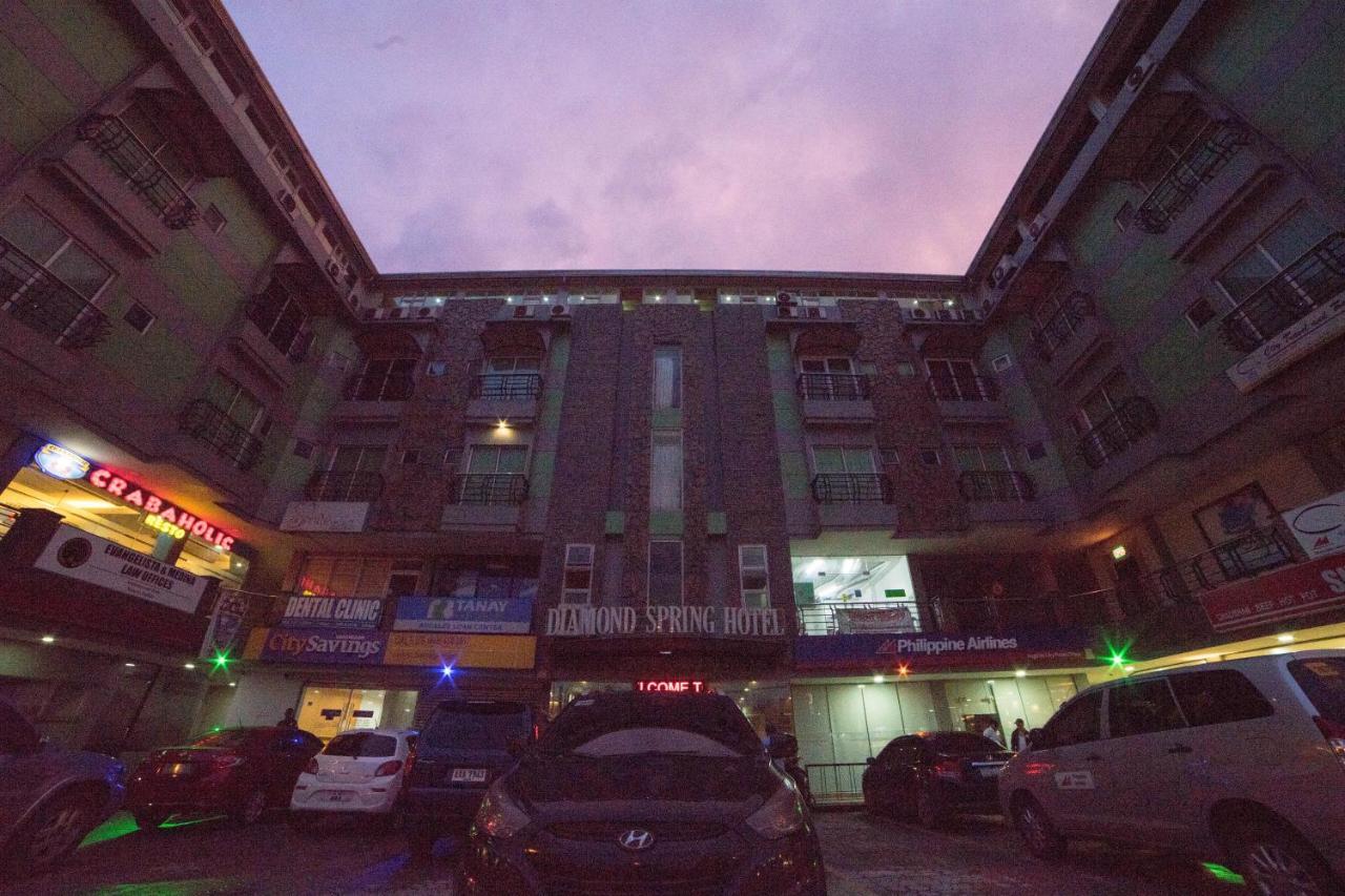 Reddoorz Plus @ Balibago Angeles City מראה חיצוני תמונה
